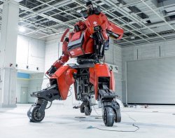 Современный робот Kuratas выставлен на продажу за 1 миллион долларов